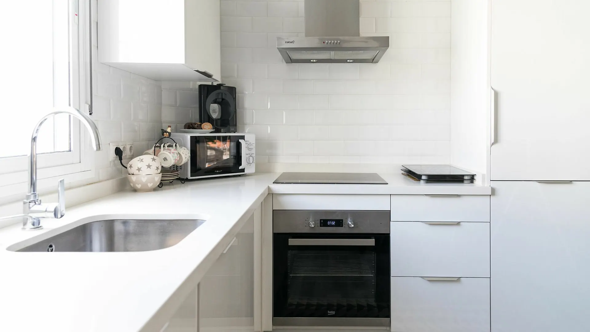 Spectacularly Updated Home Séville